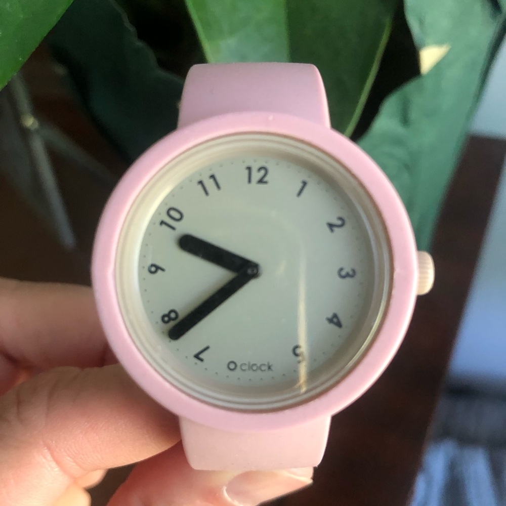 • O Watch • - Picture 2 of 4
